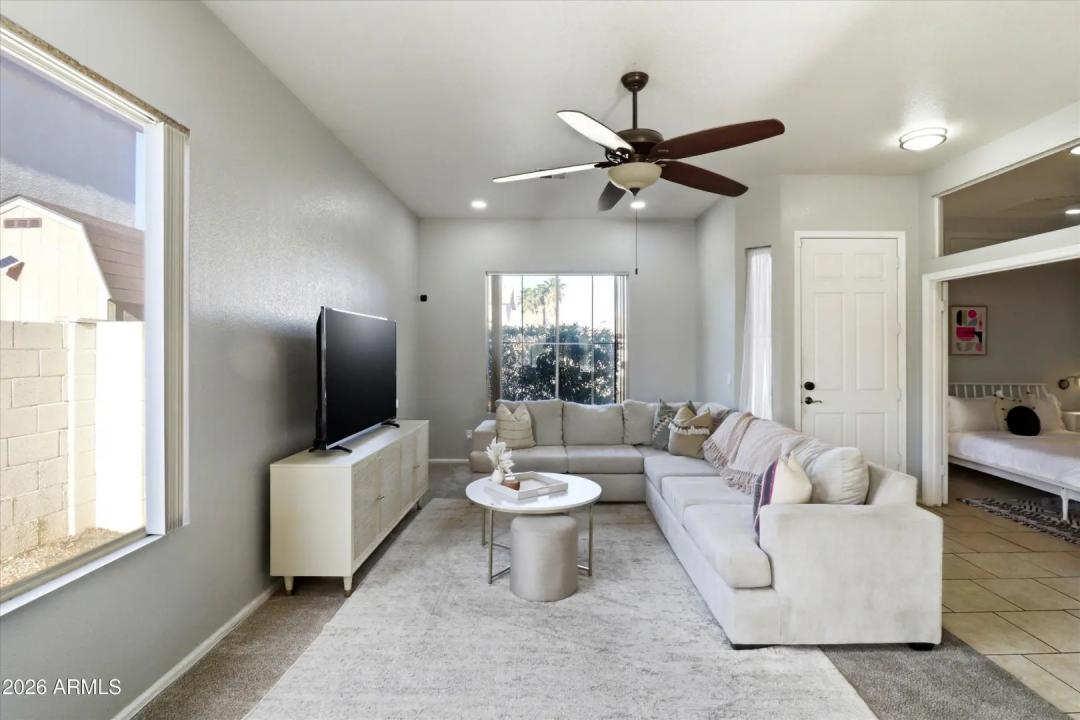 Real Estate Picture 9