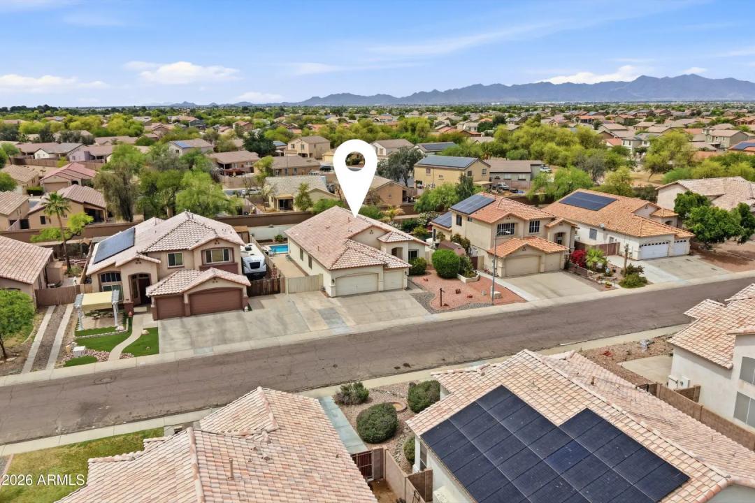 Real Estate Picture 26
