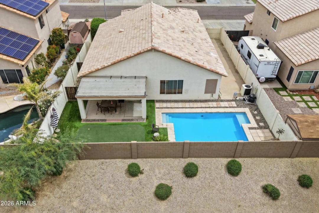Real Estate Picture 27
