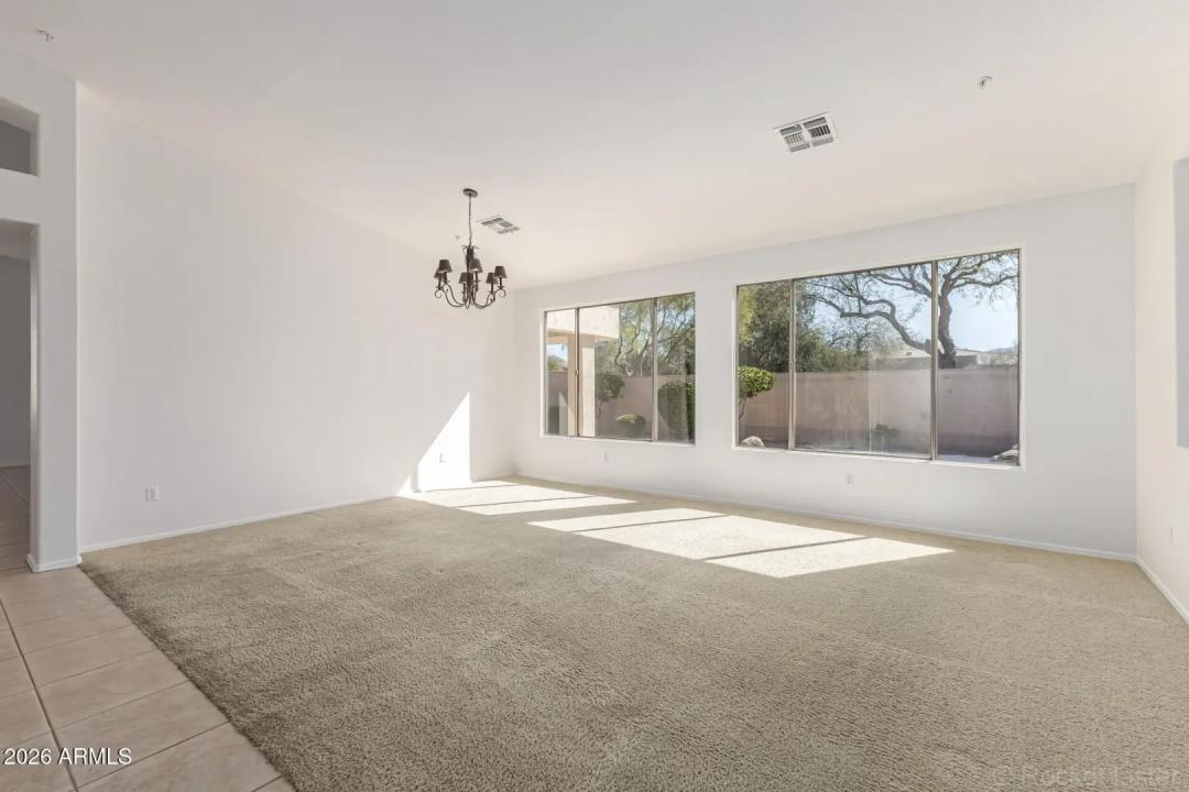 Real Estate Picture 11