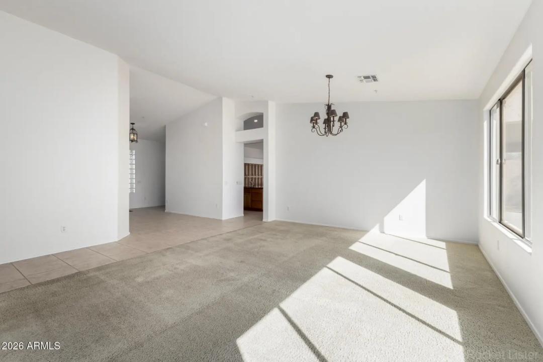 Real Estate Picture 12