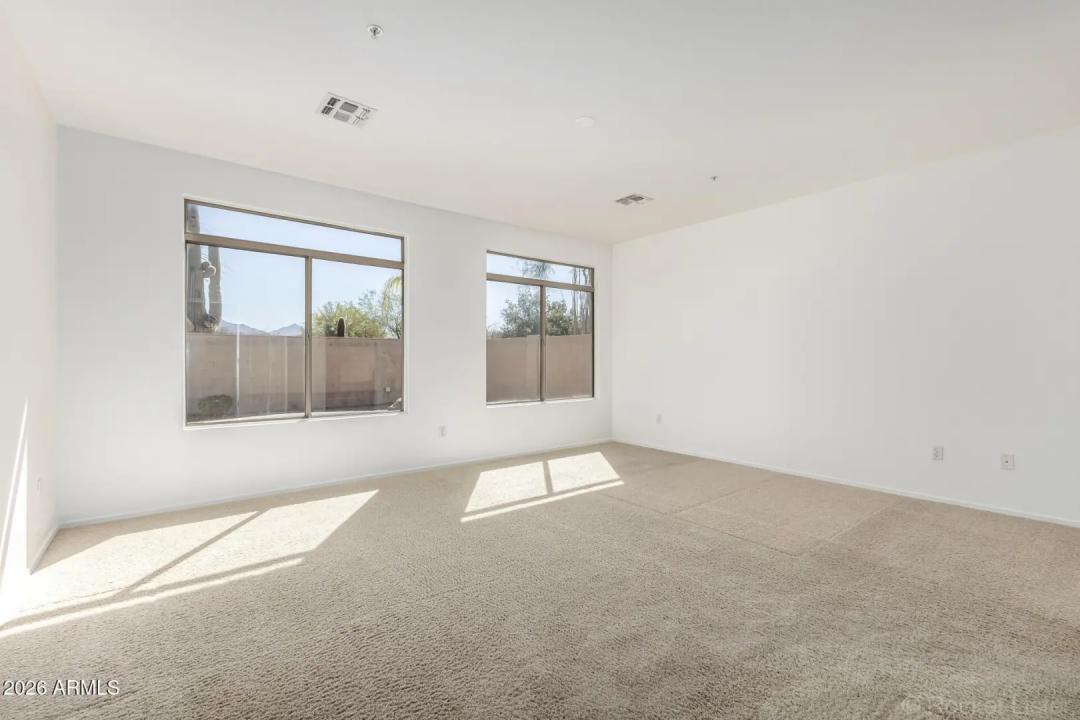 Real Estate Picture 26