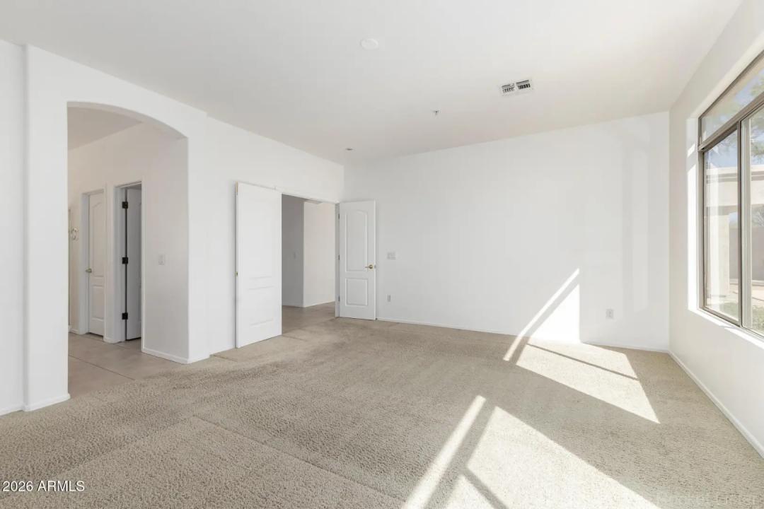 Real Estate Picture 28