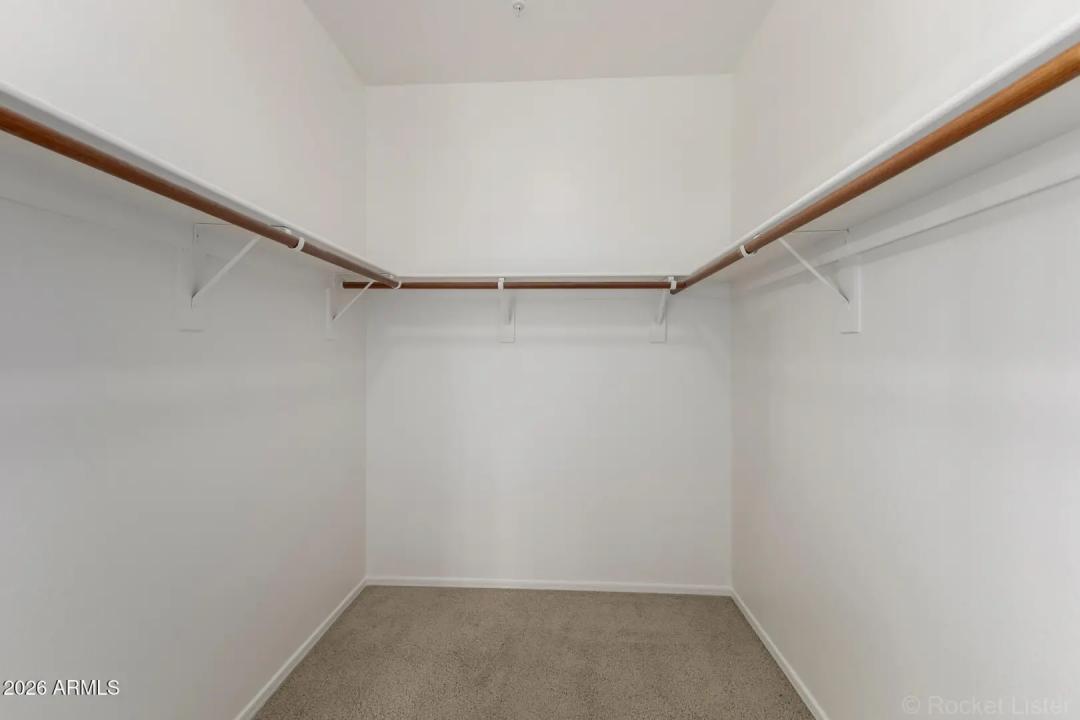 Real Estate Picture 32