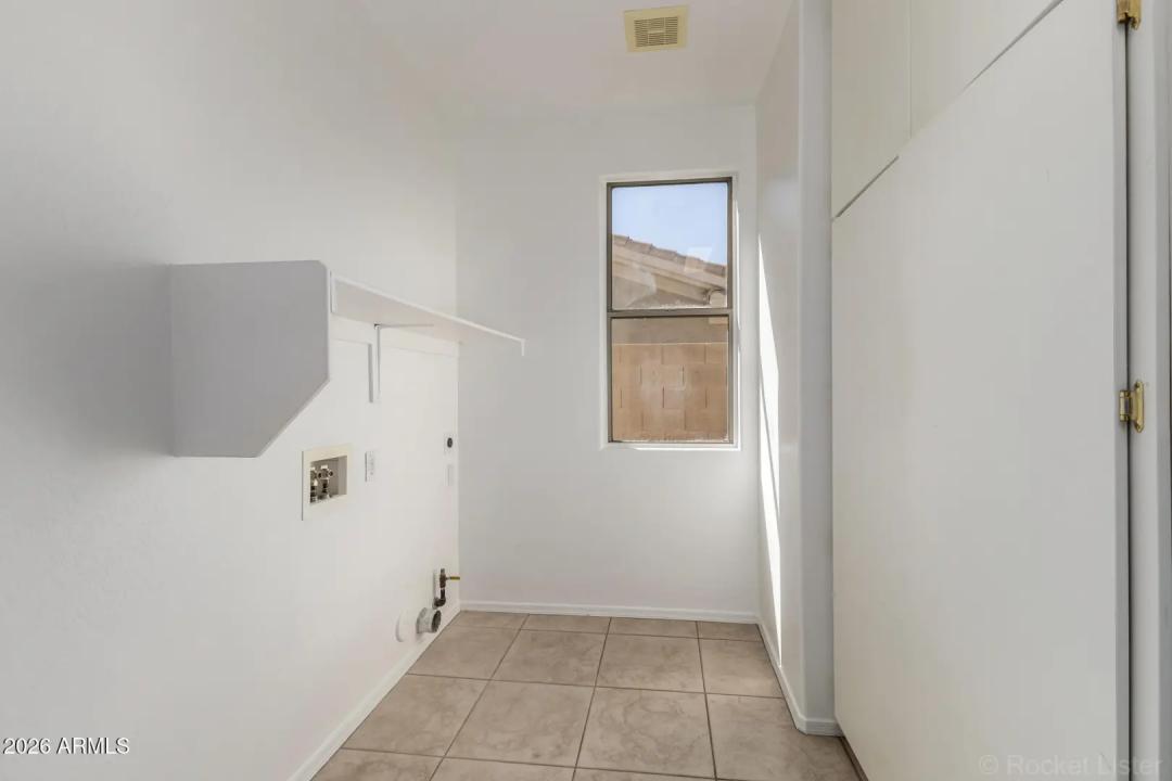 Real Estate Picture 41