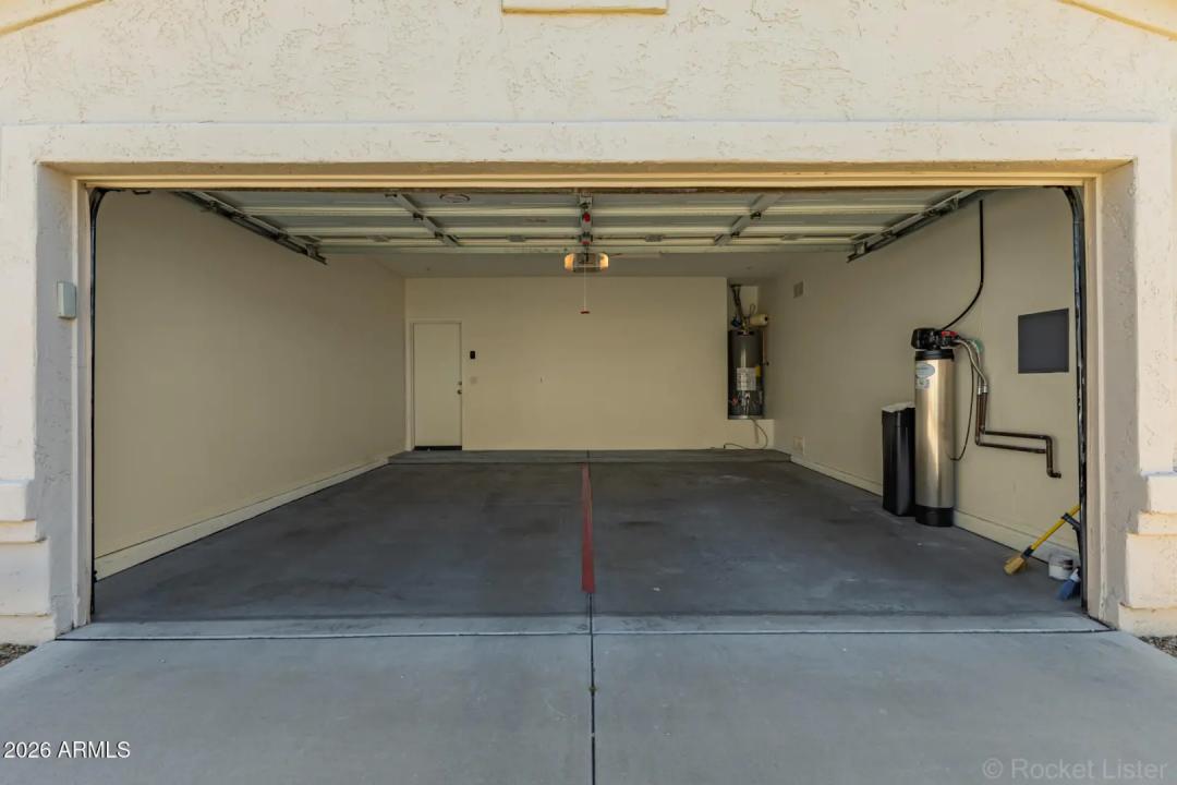 Real Estate Picture 42