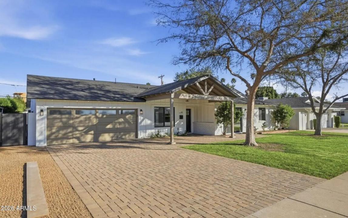 Real Estate Picture 2