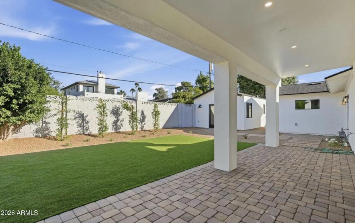 Real Estate Picture 26