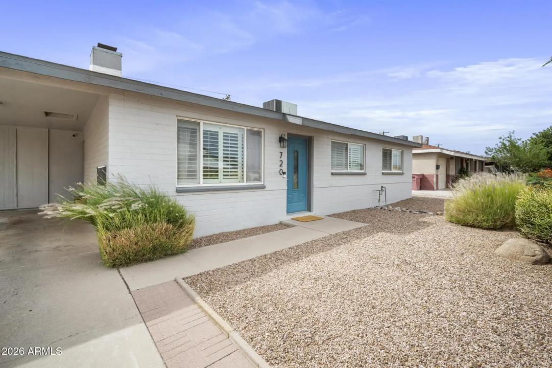 Real Estate Picture 13