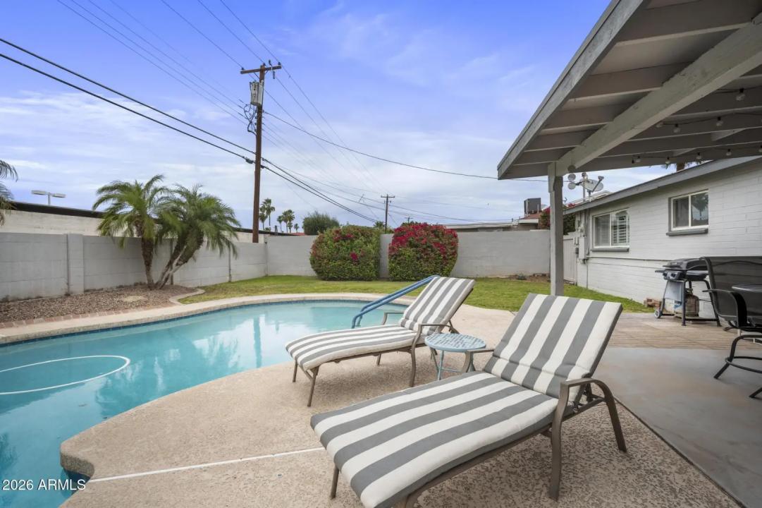 Real Estate Picture 34