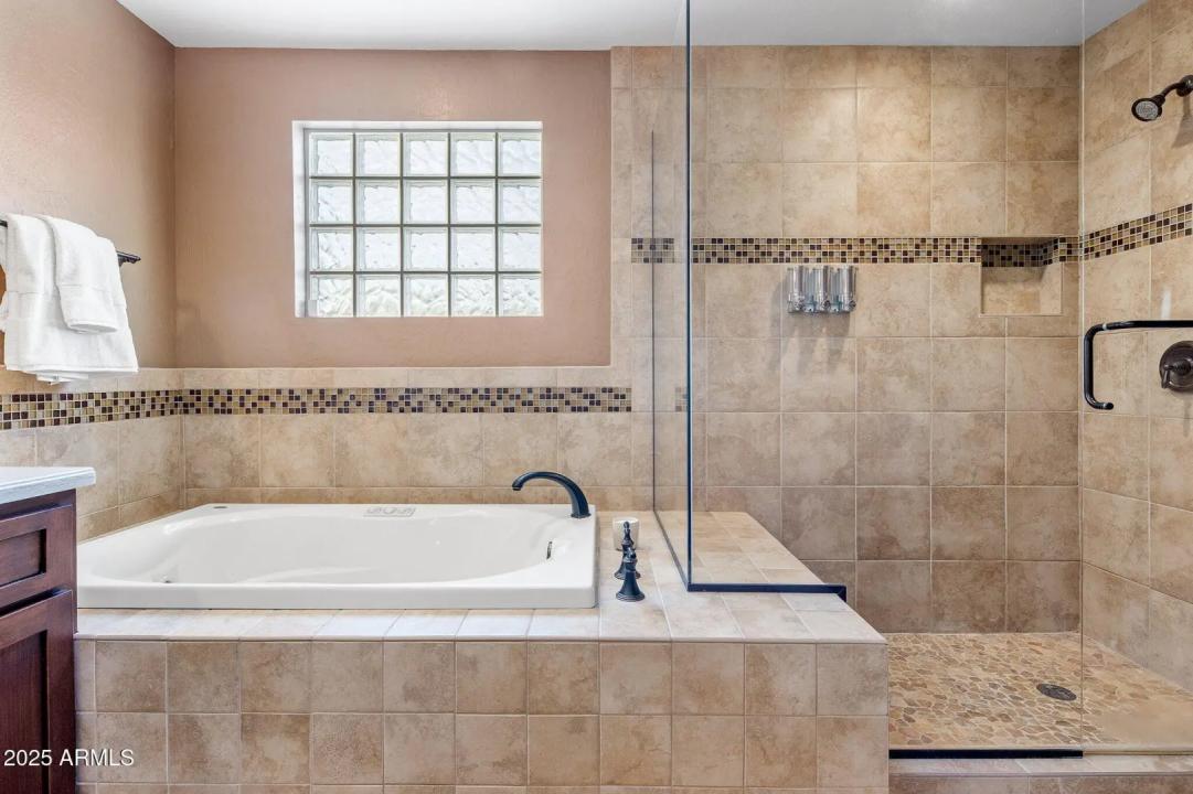 Real Estate Picture 20