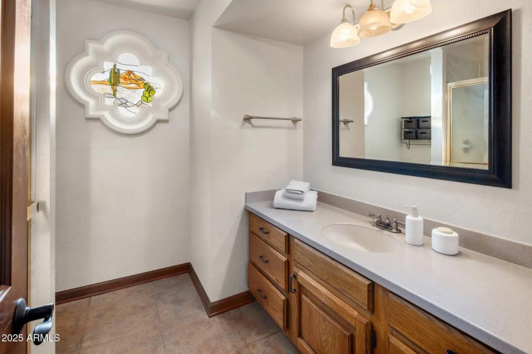 Real Estate Picture 22