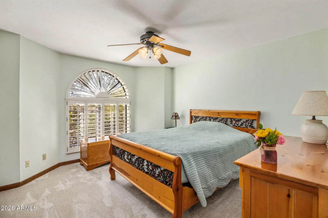 Real Estate Picture 21