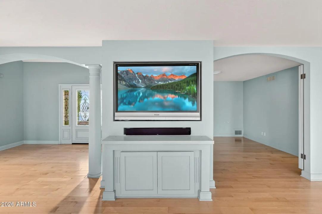 Real Estate Picture 15