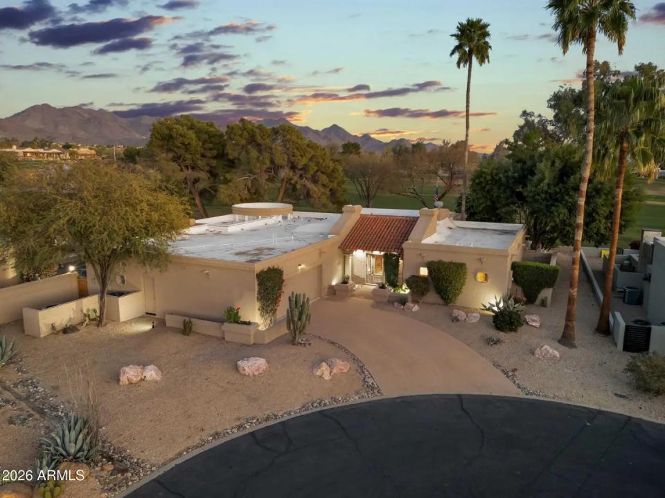 Real Estate Picture 9