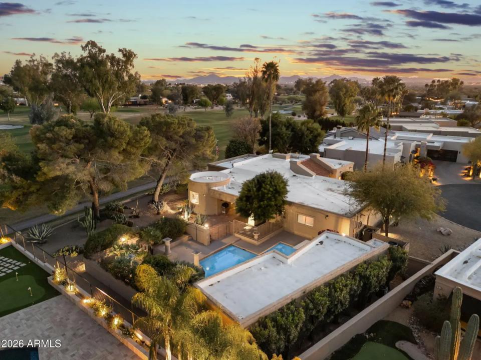 Real Estate Picture 2