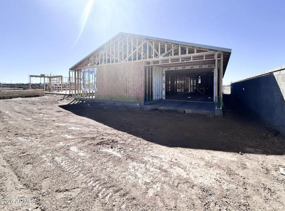 Real Estate Picture 6