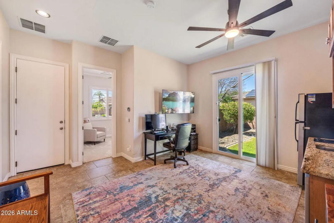 Real Estate Picture 21