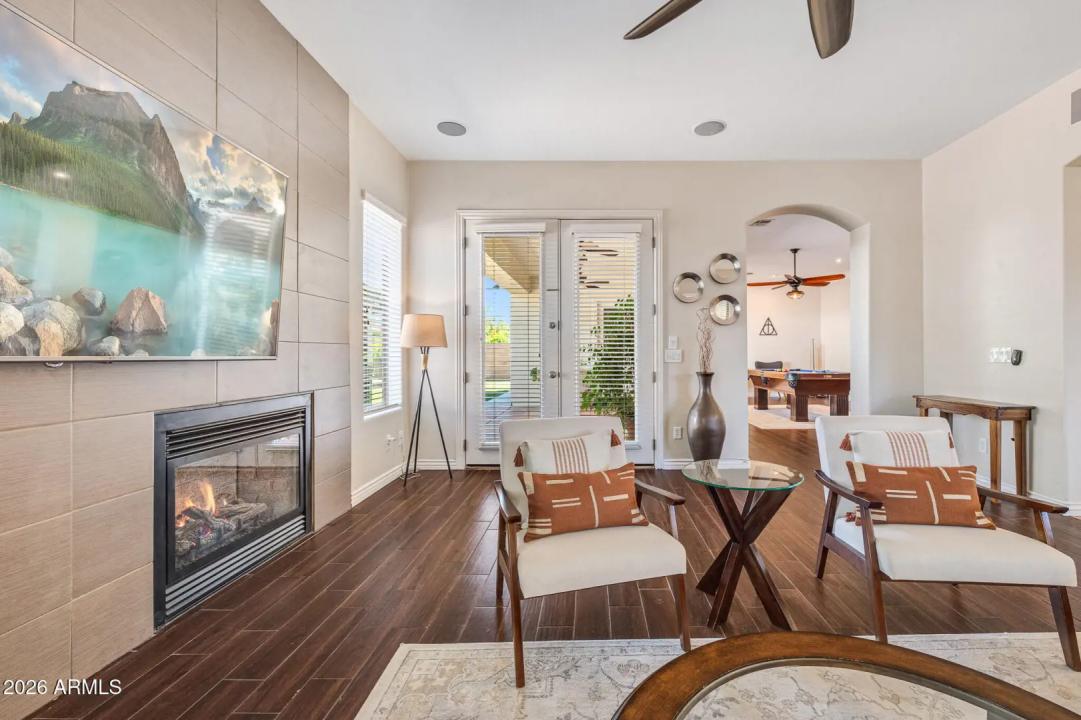 Real Estate Picture 18