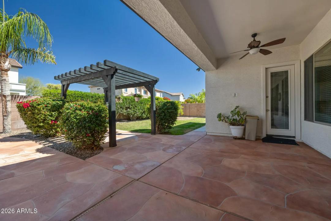 Real Estate Picture 40