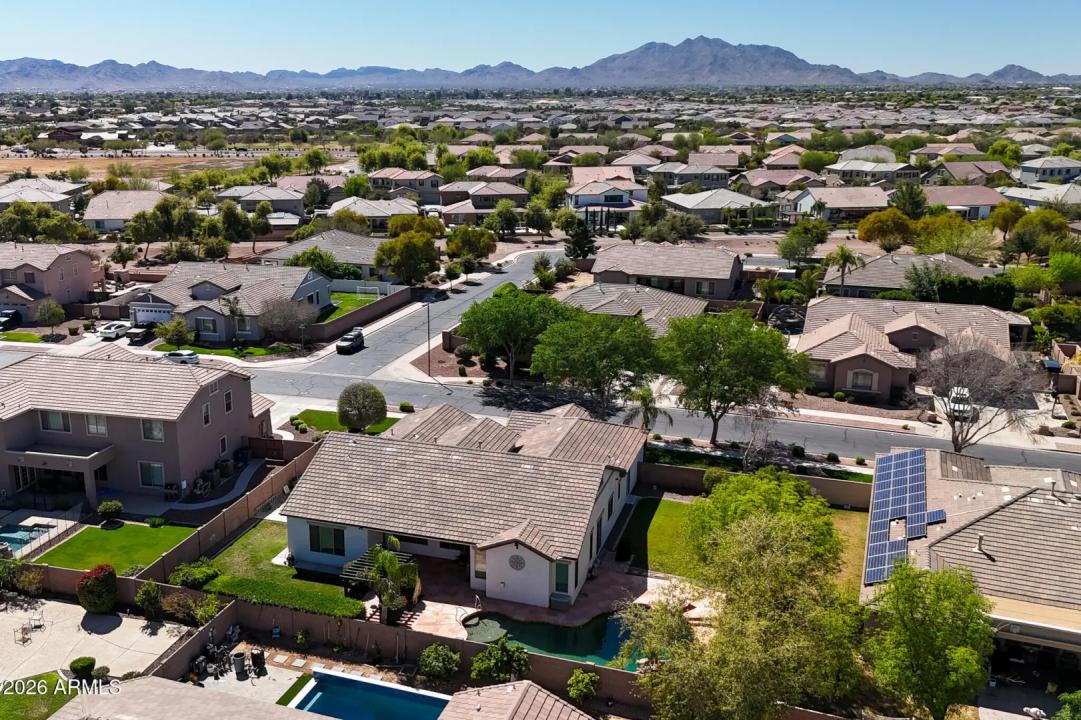 Real Estate Picture 53