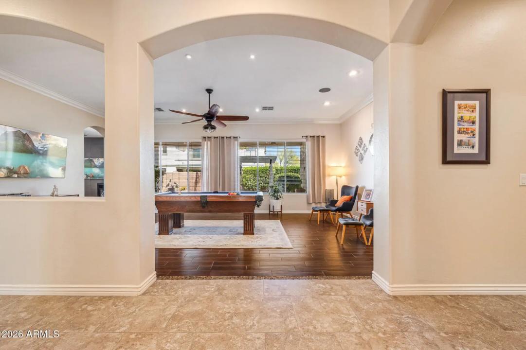 Real Estate Picture 5