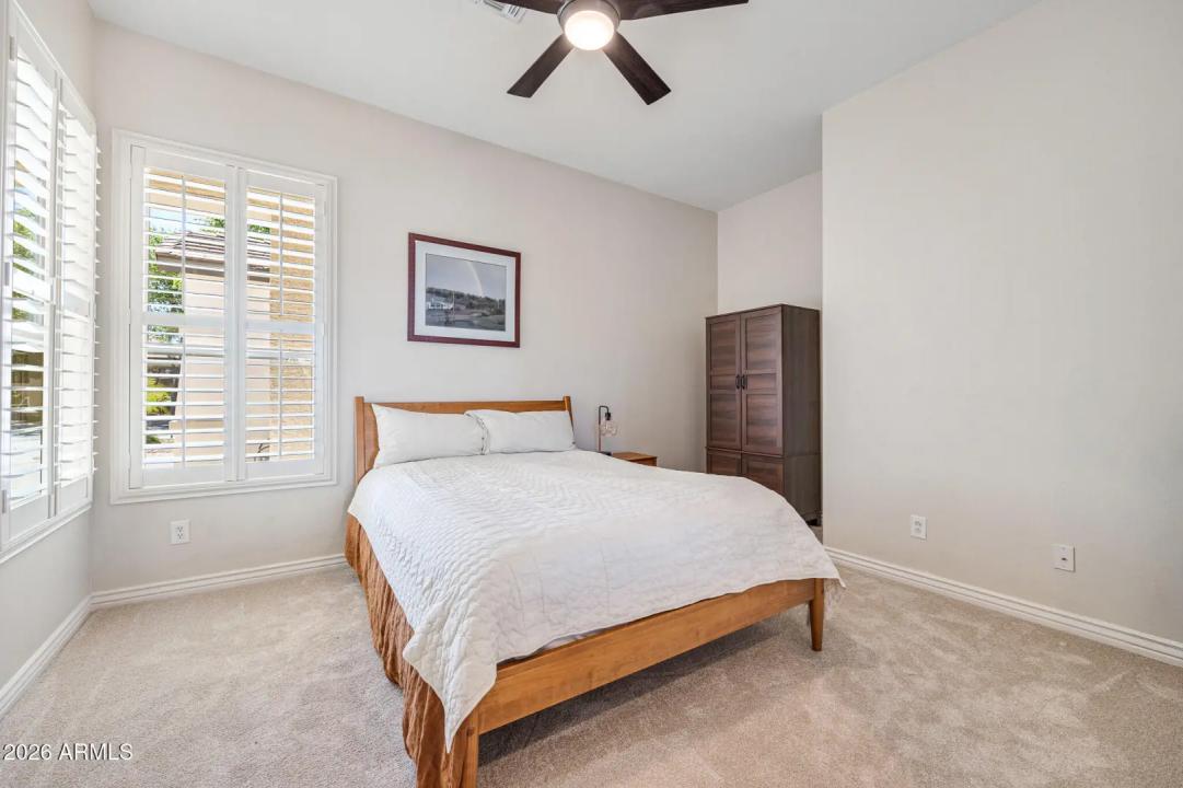 Real Estate Picture 28