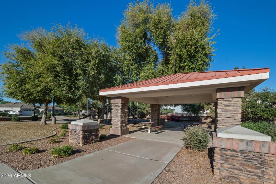 Real Estate Picture 60