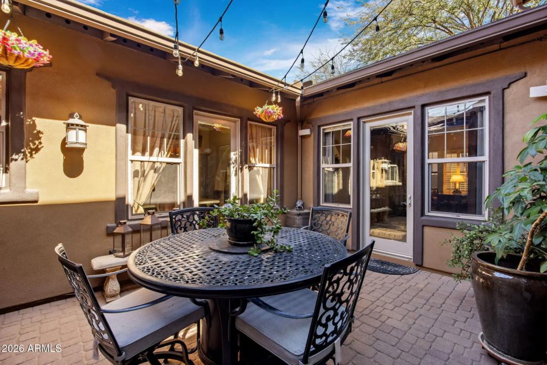 Real Estate Picture 17