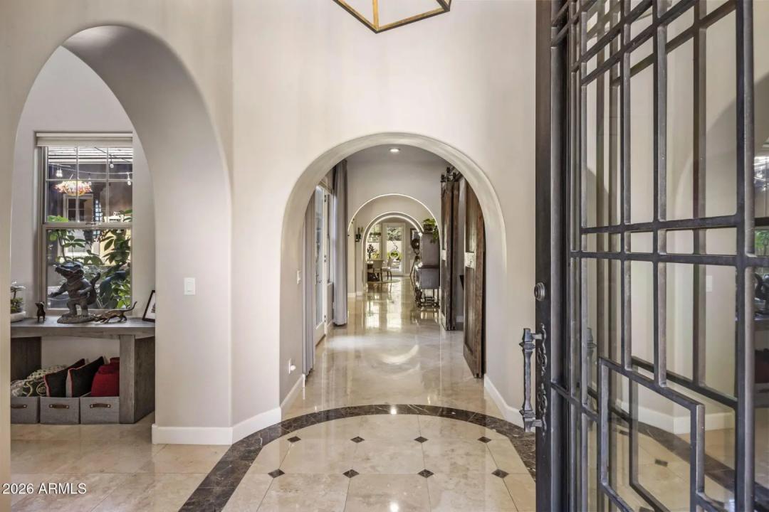 Real Estate Picture 10