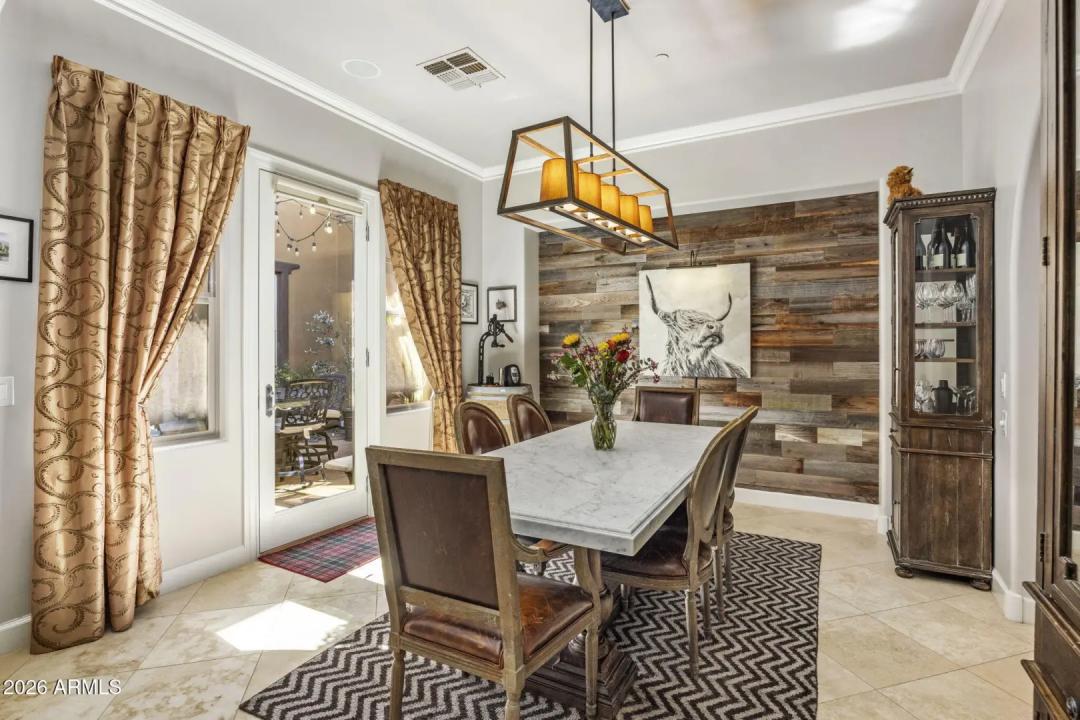 Real Estate Picture 16