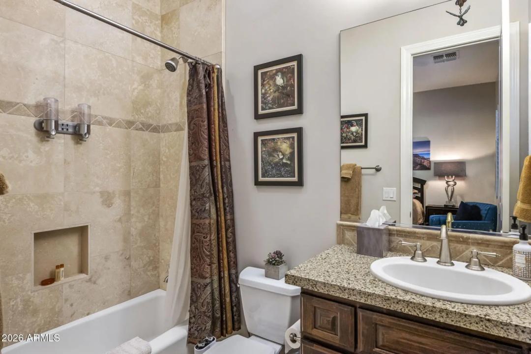 Real Estate Picture 20