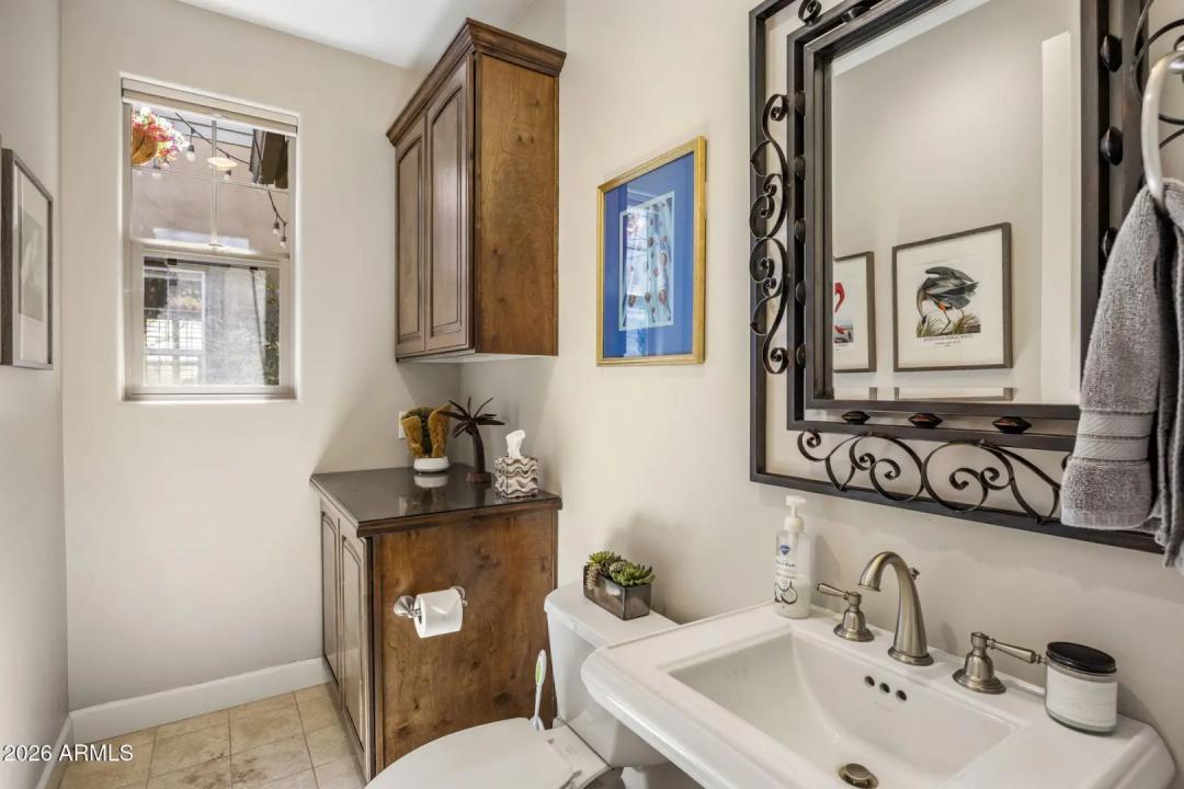 Real Estate Picture 21