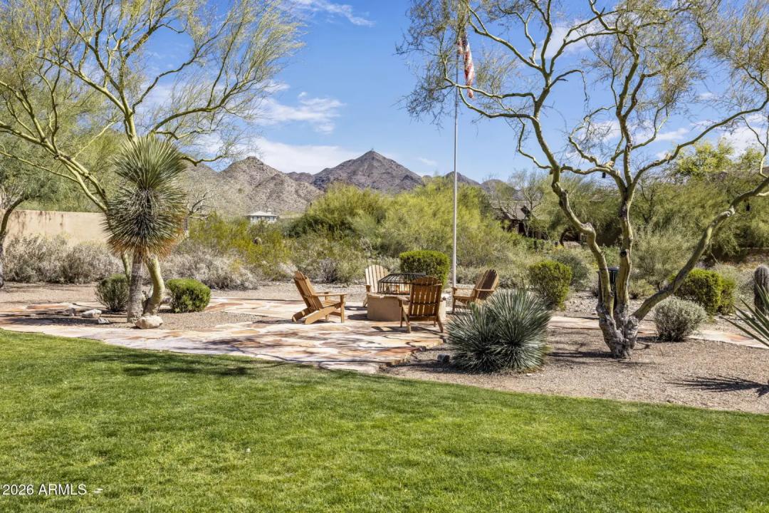 Real Estate Picture 33