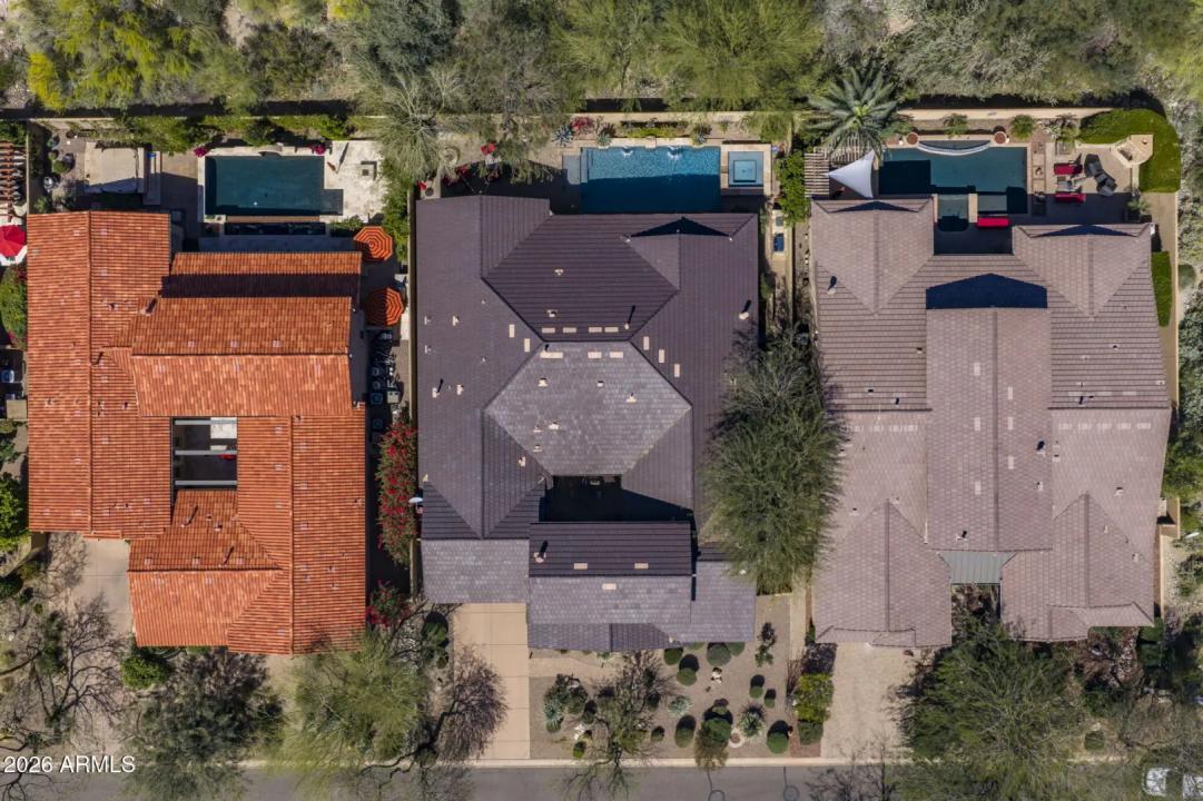 Real Estate Picture 37