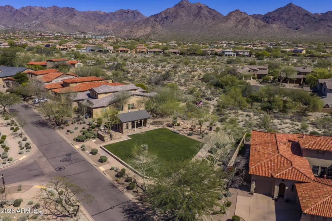 Real Estate Picture 36