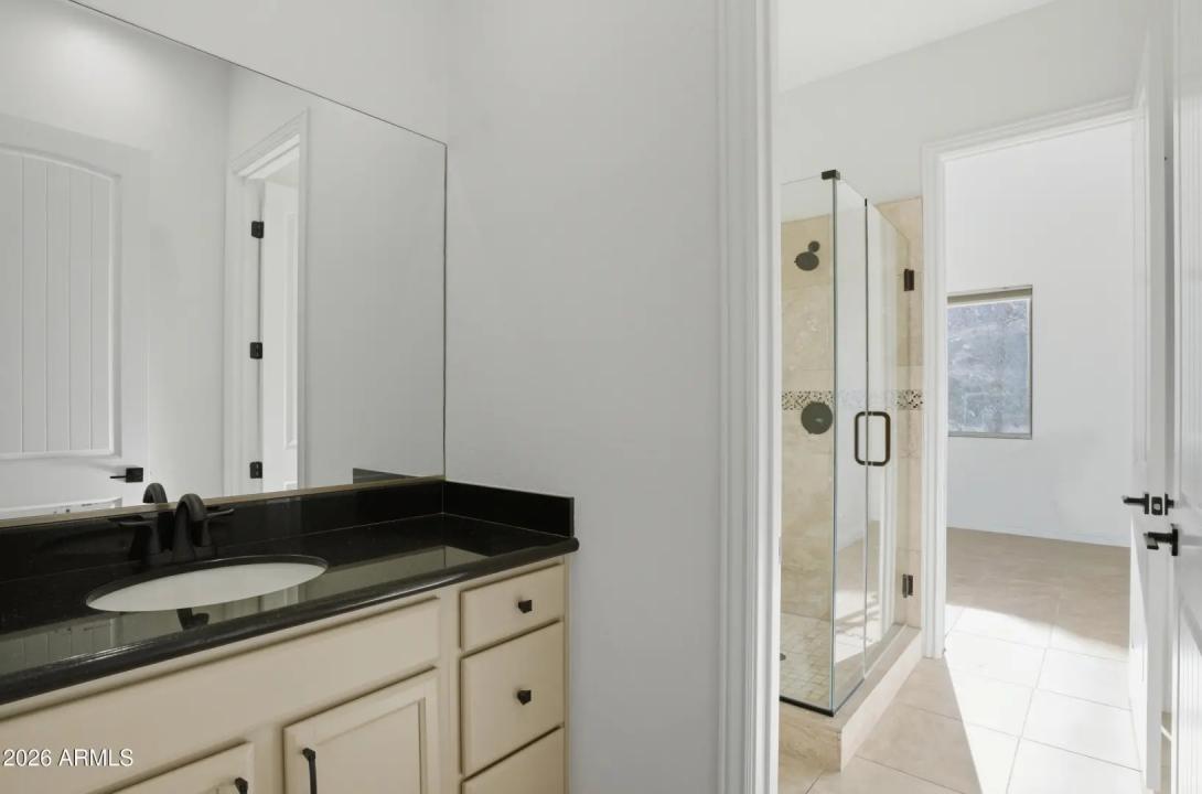 Real Estate Picture 27