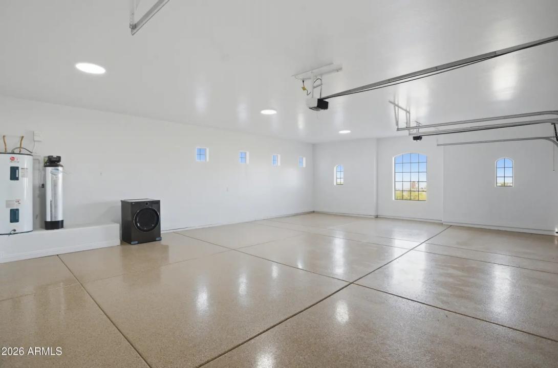 Real Estate Picture 43