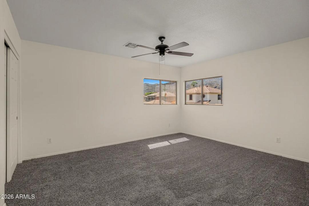 Real Estate Picture 13