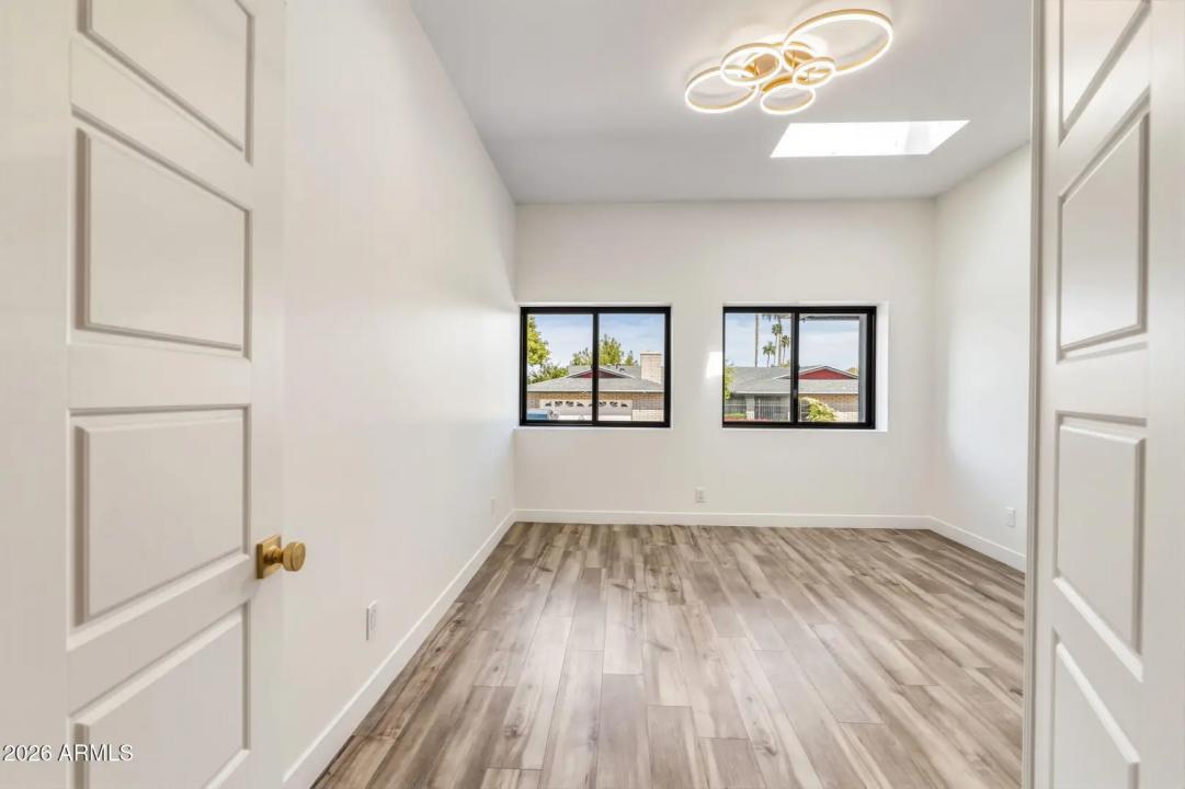 Real Estate Picture 31