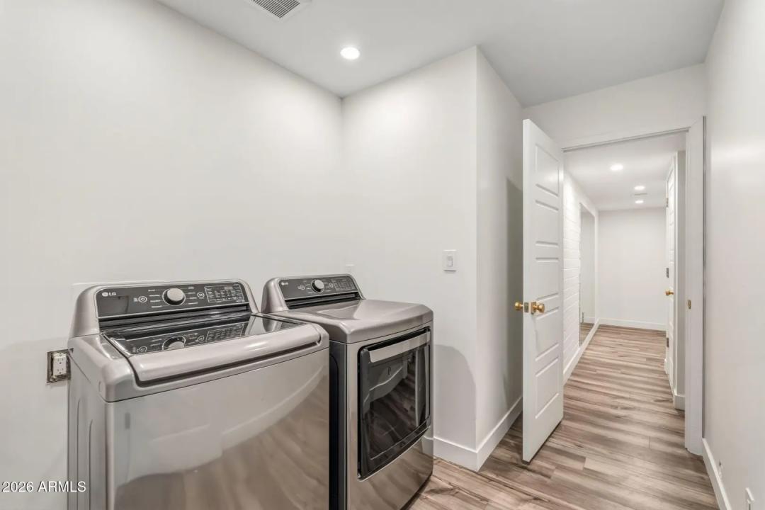 Real Estate Picture 34