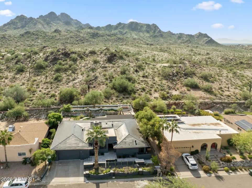 Real Estate Picture 25