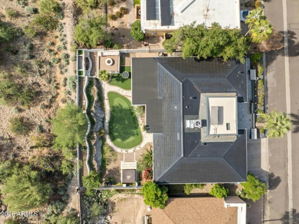 Real Estate Picture 30