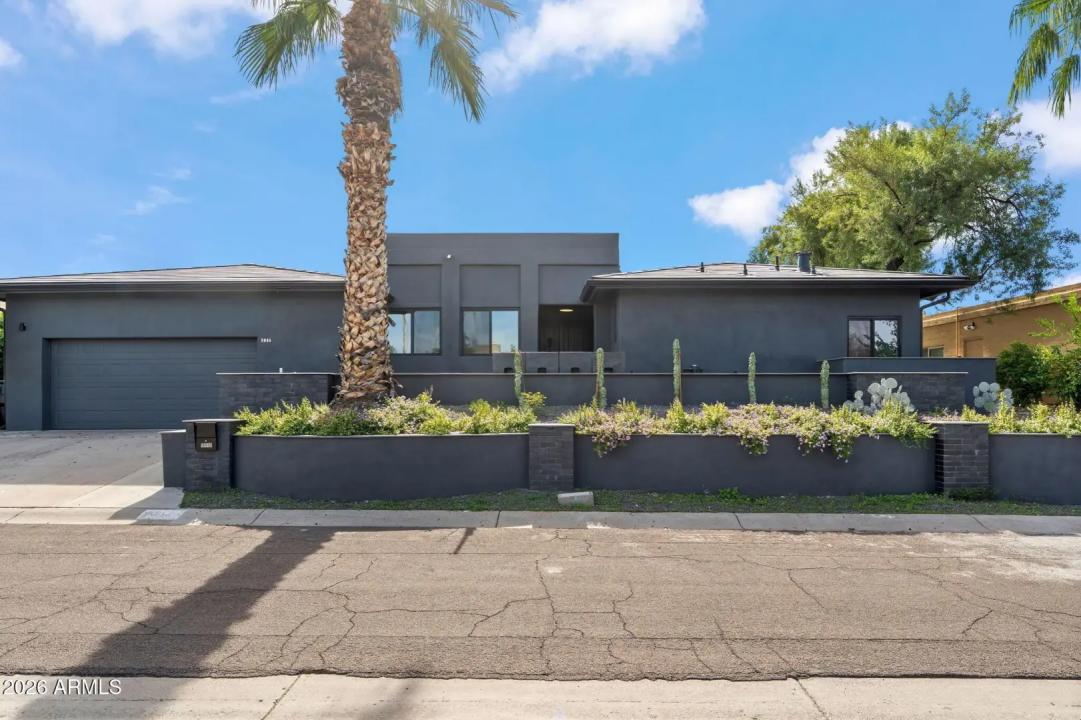 Real Estate Picture 2