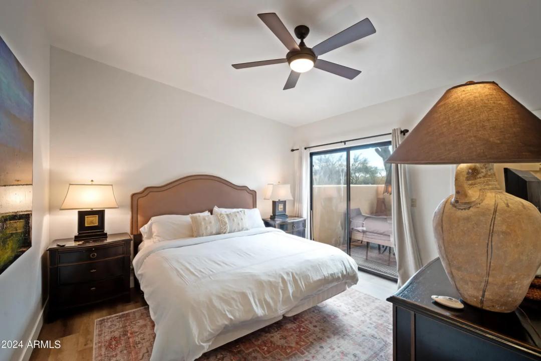 Real Estate Picture 16