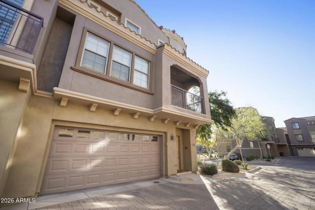 Real Estate Picture 33