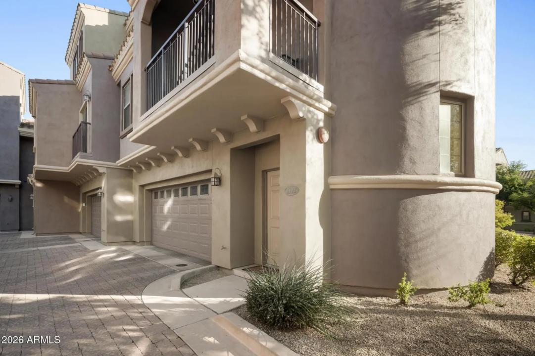 Real Estate Picture 34