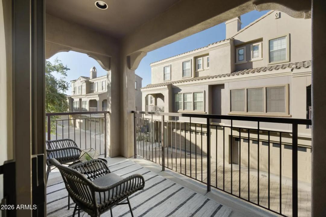 Real Estate Picture 19