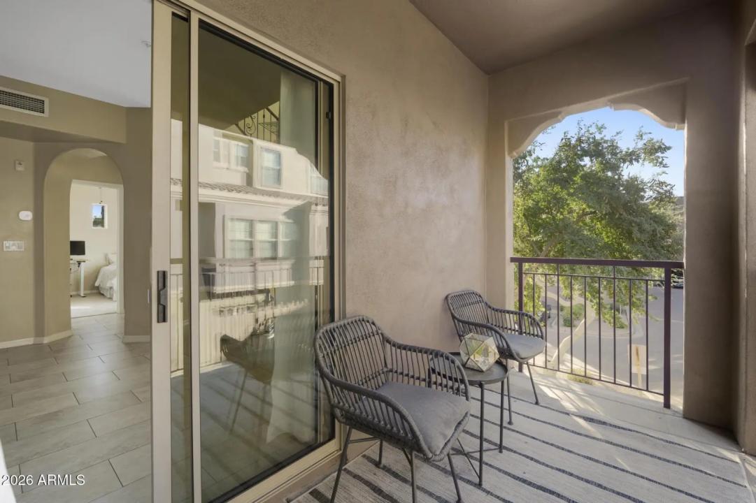 Real Estate Picture 20