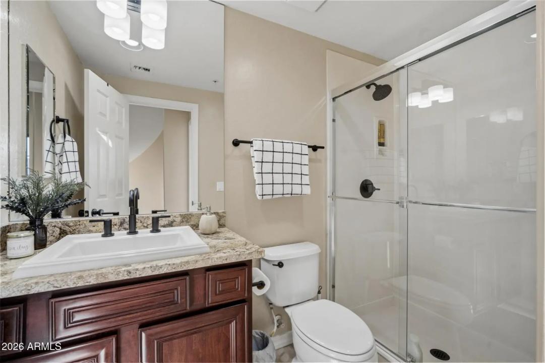 Real Estate Picture 23